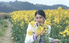 岳丰满多毛的大隂户名贤集